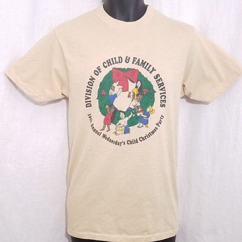 Division Of Child & Family Services Christmas T Shirt Vintage 80s Made In USA